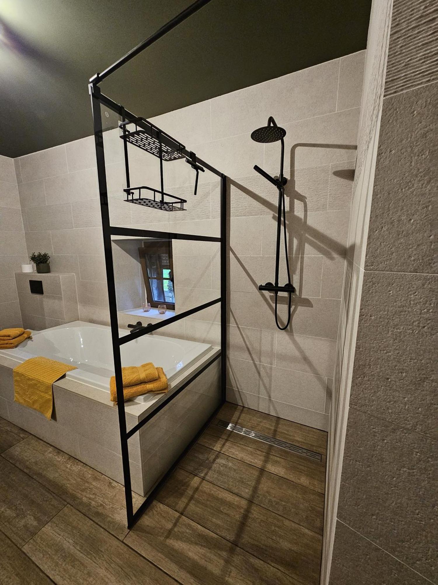 호우팔리제 Ferme La Joye B&B 외부 사진