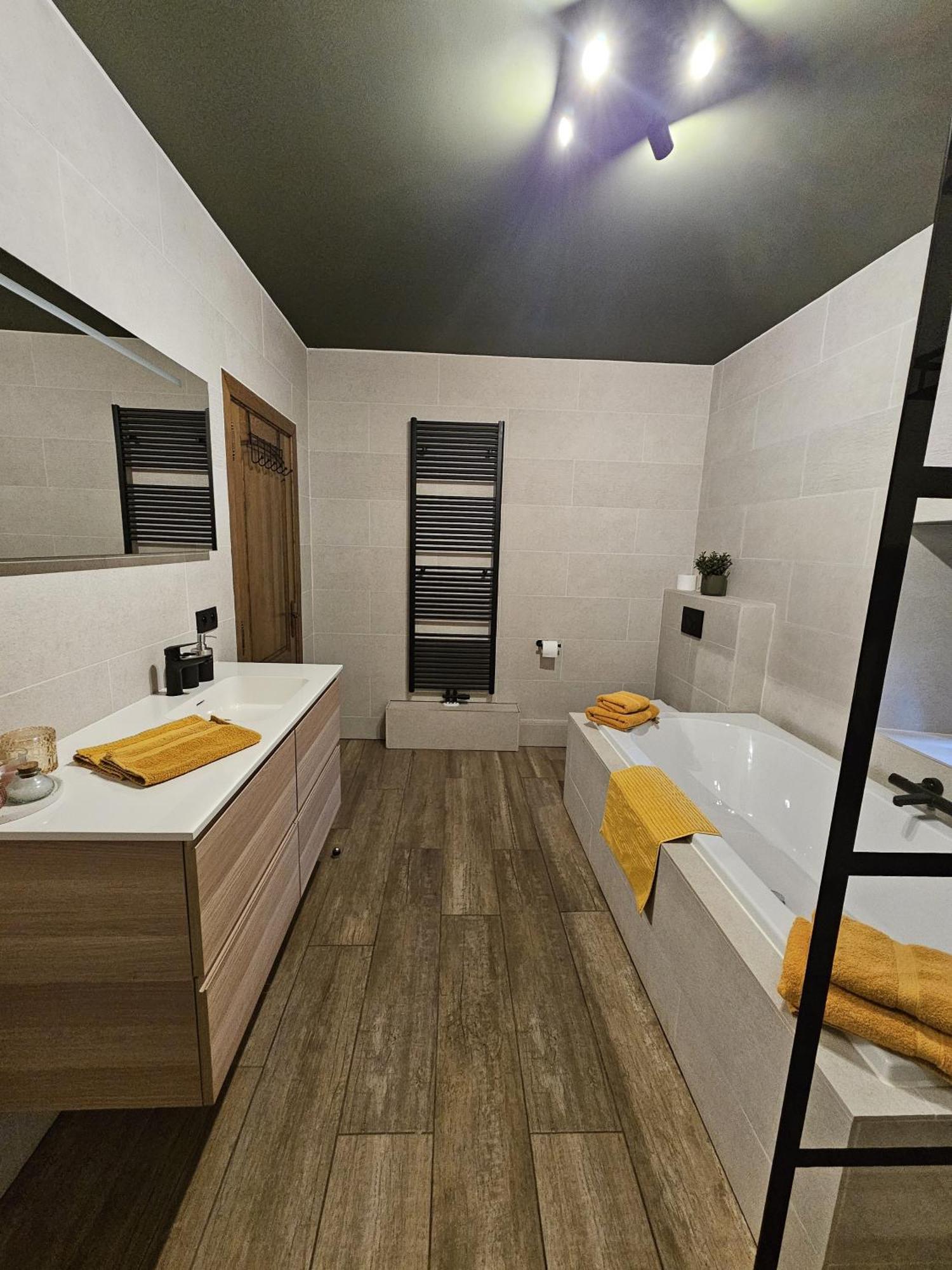 호우팔리제 Ferme La Joye B&B 외부 사진